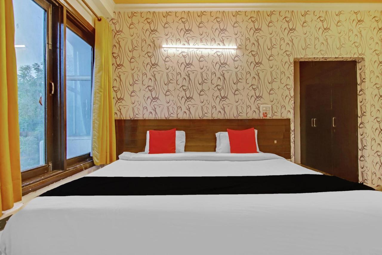 Capital O Tipsyy Near Aravali Biodiversity Park Gurgaon Ngoại thất bức ảnh