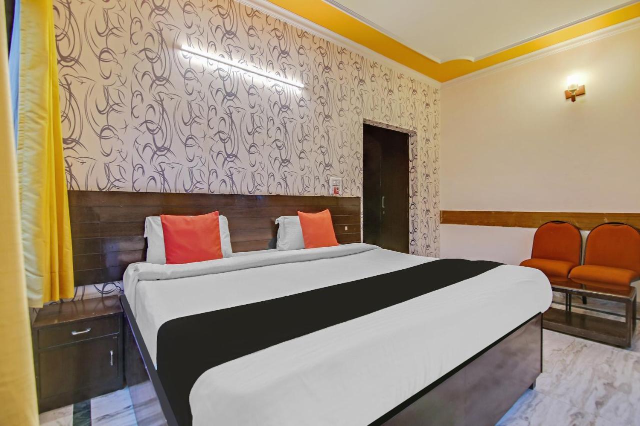 Capital O Tipsyy Near Aravali Biodiversity Park Gurgaon Ngoại thất bức ảnh