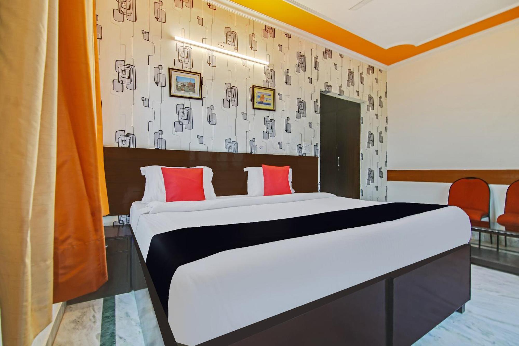 Capital O Tipsyy Near Aravali Biodiversity Park Gurgaon Ngoại thất bức ảnh